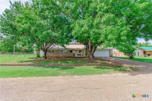531 Santa Rosa Rd, Salado, TX, 76571-5456 | Card Image