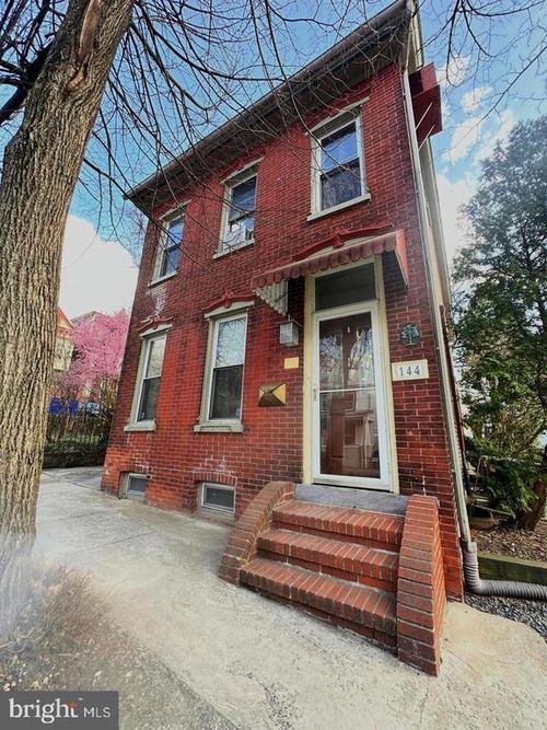 144 Beech St, POTTSTOWN, PA, 19464-5404 | Card Image