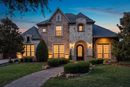 2340 Lady Cornwall Dr, Lewisville, TX, 75056-5616 | Card Image