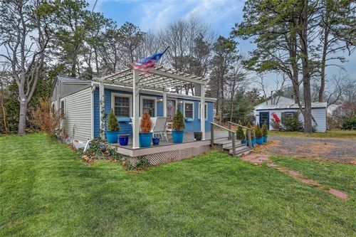 108 Balsam Rd, South Kingstown, RI, 02879-5529 | Card Image
