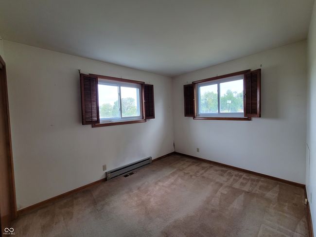 3300 W State Road 244, House other with 3 bedrooms, 2 bathrooms and null parking in Milroy IN | Image 20