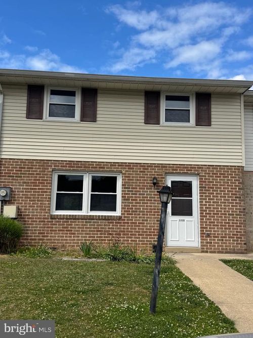 309 Groffdale Rd, QUARRYVILLE, PA, 17566-9109 | Card Image