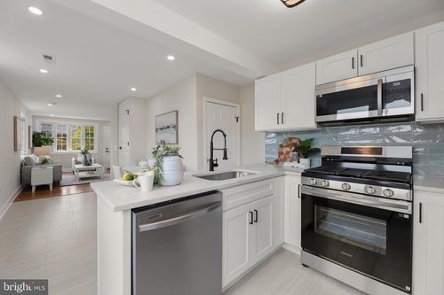 4126 Cliffvale Rd, Baltimore, MD, 21236-1006 | Card Image