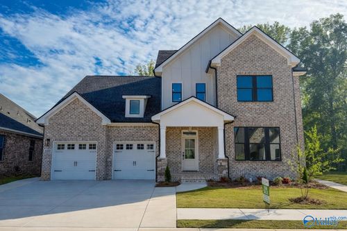 2111 Bloomfell Bnd Sw, Huntsville, AL, 35802-3215 | Card Image