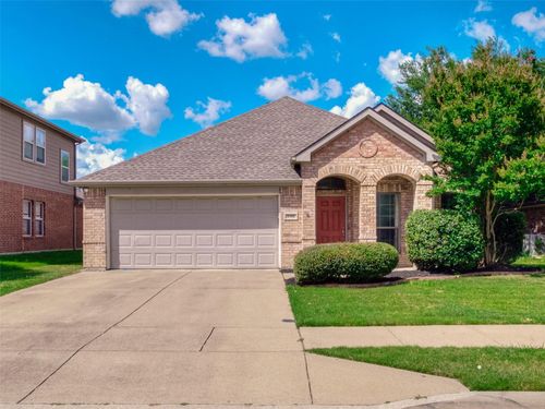 6140 Lochmoor Dr, Fort Worth, TX, 76179-4826 | Card Image