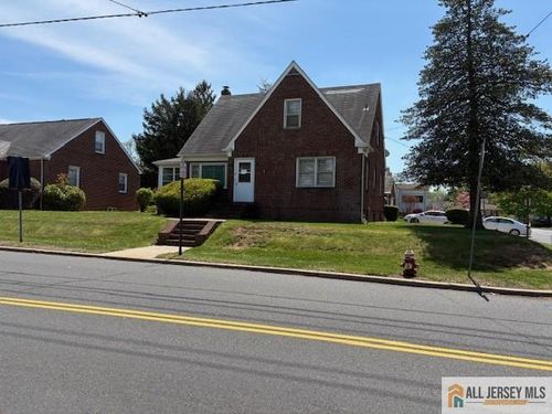 9 Milltown Rd, East Brunswick, NJ, 08816-3067 | Card Image