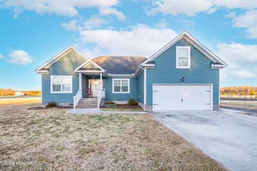 575 Nw Backwoods Rd, Moyock, NC, 27958-8645 | Card Image