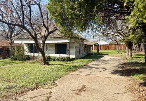 7042 Walnut St, Frisco, TX, 75033-3427 | Card Image