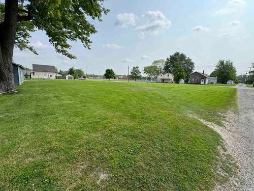 416 E Green St, Butler, IN, 46721-1132 | Card Image