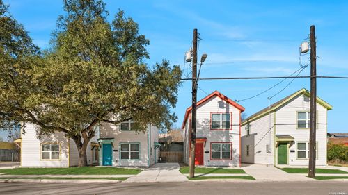 1-631 E Carolina St, San Antonio, TX, 78210-1821 | Card Image