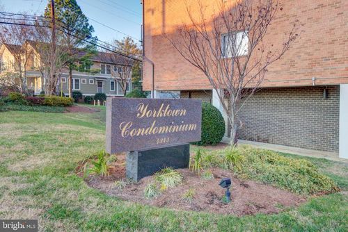 303-4343 Cherry Hill Rd, ARLINGTON, VA, 22207-3241 | Card Image