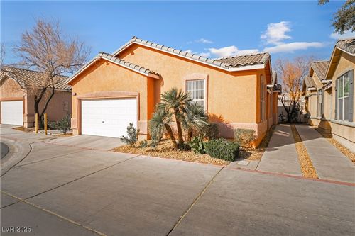 2528 Living Rock St, Las Vegas, NV, 89106-1465 | Card Image