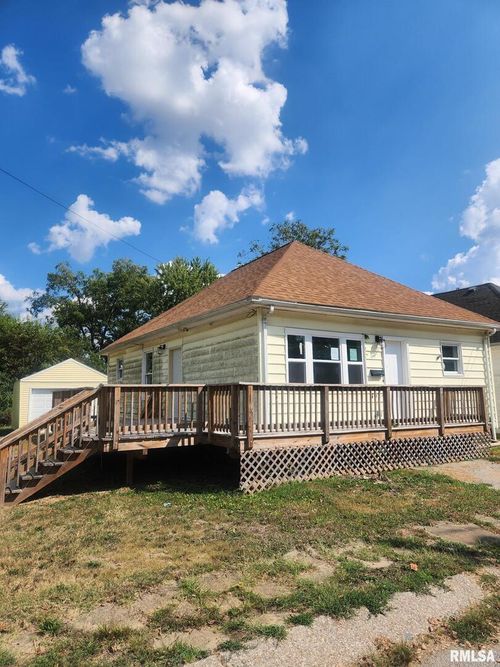 407 N Buchanan St, Marion, IL, 62959-3009 | Card Image