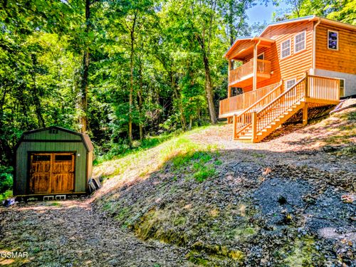 125 Deer Run Way, Dandridge, TN, 37725-2058 | Card Image