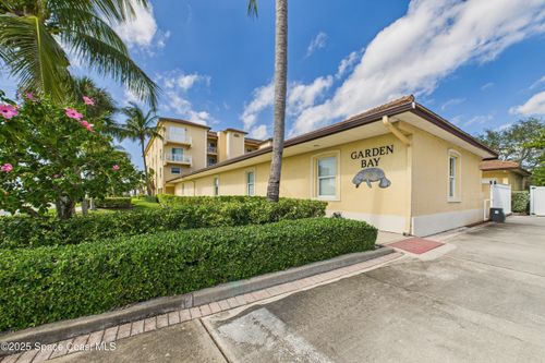 203-191 Seminole Ln, Cocoa Beach, FL, 32931-5858 | Card Image