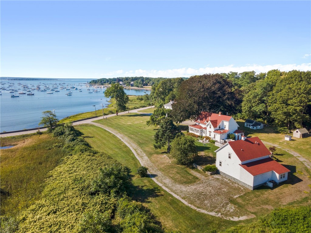 Poppasquash Rd, Bristol, RI 02809