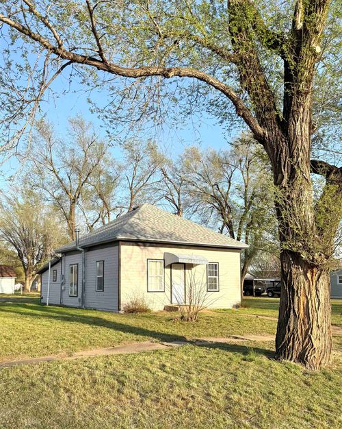 401 S Lincoln Ave, Anthony, KS, 67003-2426 | Card Image