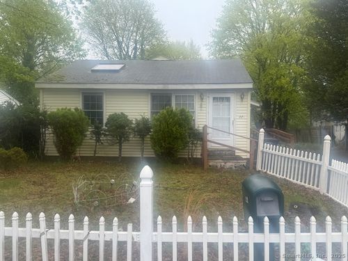 22 Marie St, New Haven, CT, 06513-3430 | Card Image