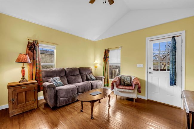 1005 Elm St, House other with 3 bedrooms, 2 bathrooms and null parking in Llano TX | Image 6