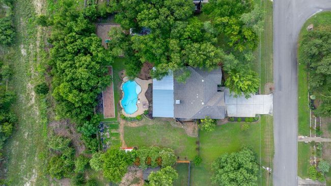Drone / aerial view of a pool area | Image 39