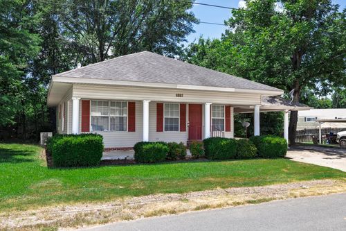 1327 Hunter St, Arkadelphia, AR, 71923-4734 | Card Image