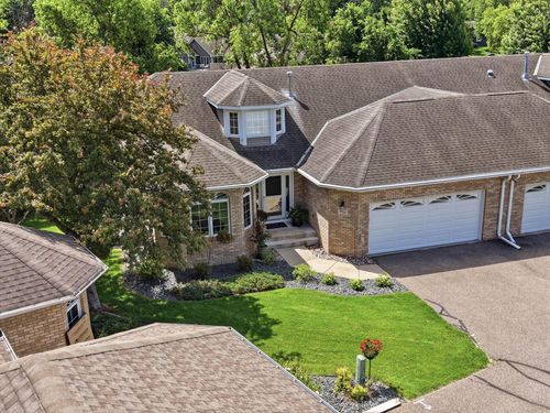 4166 Thornhill Ln, Vadnais Heights, MN, 55127-3612 | Card Image