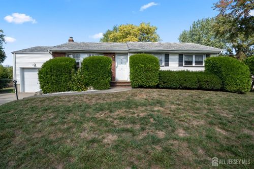 46 Appleby Ave, Spotswood, NJ, 08884-1120 | Card Image