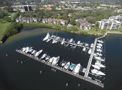 apt-203-1660 Twelve Oaks Way, North Palm Beach, FL, 33408-3264 | Card Image