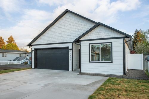 1802 E Wellesley Ave, Spokane, WA, 99207-4265 | Card Image