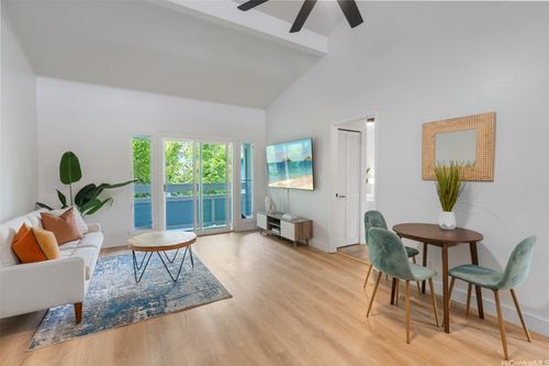 apt-m206-355 Aoloa St, Kailua, HI, 96734-3049 | Card Image