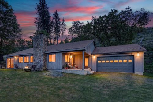 5851 Mount Bullion Ridge Rd, Mariposa, CA, 95338-9583 | Card Image