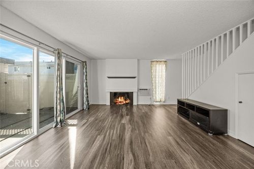 apt-8-15500 Tustin Village Way, Tustin, CA, 92780-4284 | Card Image