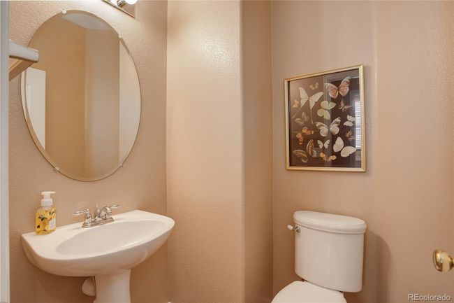 Main Level Powder Room | Image 28