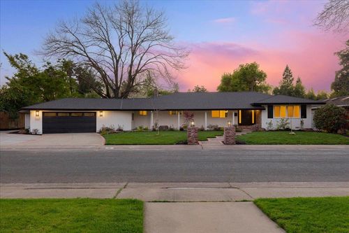 811 Southwick Way, Sacramento, CA, 95864 | Card Image