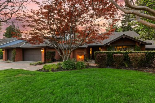 9125 Shady Hollow Way, Fair Oaks, CA, 95628 | Card Image