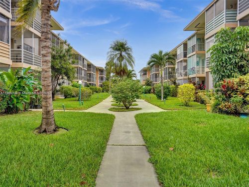 apt-315-1395 Ne 167th St, North Miami Beach, FL, 33162-2793 | Card Image