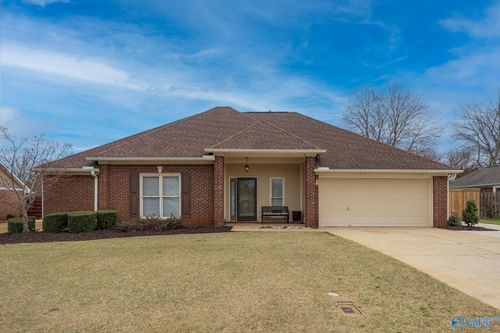 127 Park Meadow Dr, Madison, AL, 35758-7867 | Card Image