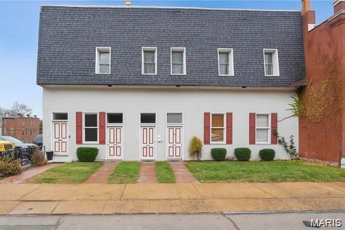 a-2416 S 12th St, Saint Louis, MO, 63104-4319 | Card Image