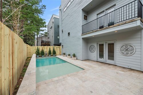 b-5205 Rose St, Houston, TX, 77007-5289 | Card Image