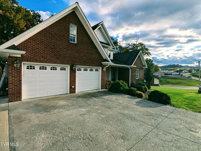 355 Phipps Circle Circle, House other with 4 bedrooms, 2 bathrooms and null parking in Clintwood VA | Image 3