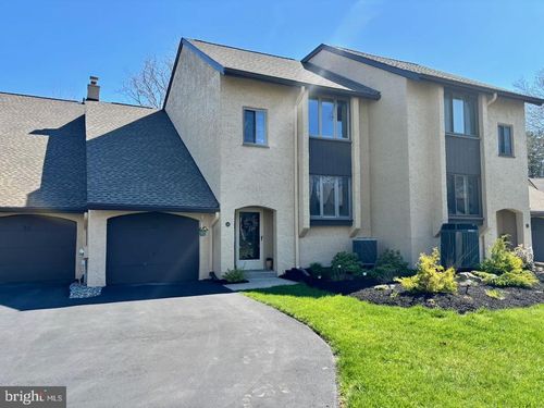 35 Golf Club Dr, LANGHORNE, PA, 19047-2162 | Card Image