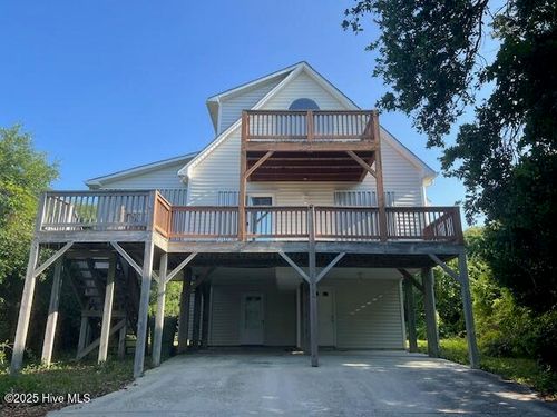 5416 Emerald Dr, Emerald Isle, NC, 28594-3513 | Card Image