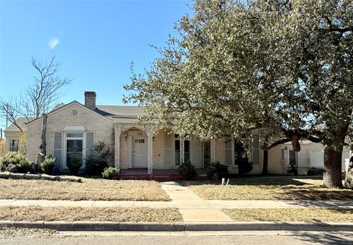 720 E Leslie St, Hamilton, TX, 76531-2350 | Card Image
