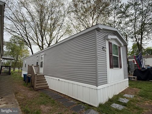 68 Ashwood Ln, Phoenixville, PA, 19460-2388 | Card Image