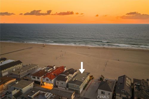 6910 W Oceanfront, Newport Beach, CA, 92663-1723 | Card Image