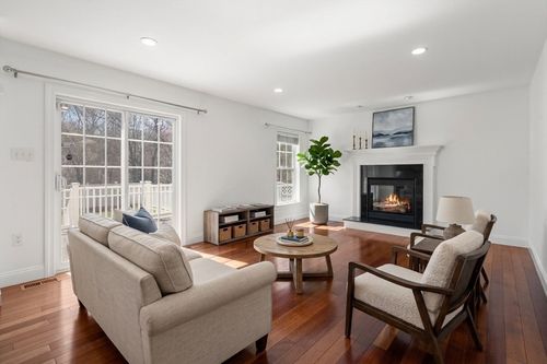 22 Westview Rd, Natick, MA, 01760-3751 | Card Image