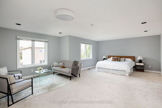 42 Miranda Crt, House other with 6 bedrooms, 5 bathrooms and 2 parking in Thornhill ON | Image 24