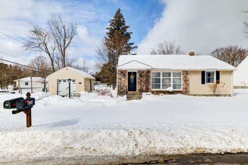647 Beaumond Pl, Deerfield, NY, 13502-1234 | Card Image