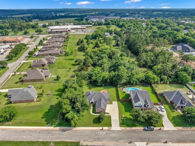 281 Berkley Dr, House other with 3 bedrooms, 3 bathrooms and 3 parking in Montgomery TX | Image 42