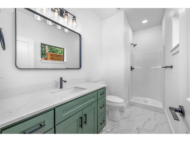 Bathroom, Attached-Lower | Image 11